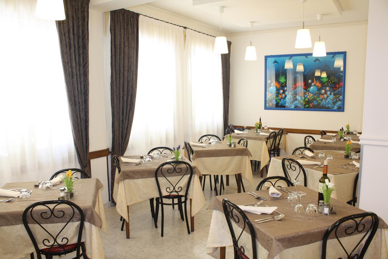 Hotel Helga Caorle Dış mekan fotoğraf