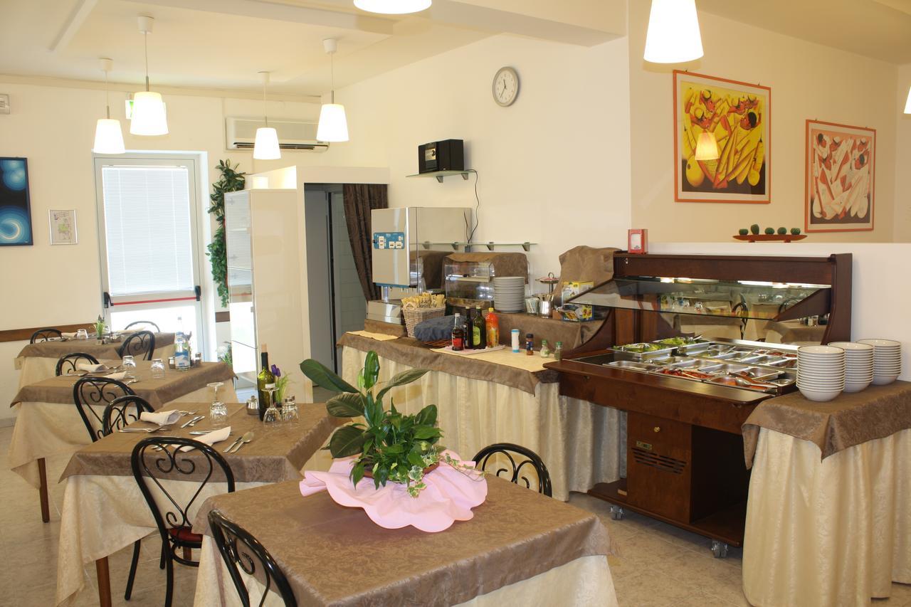 Hotel Helga Caorle Dış mekan fotoğraf