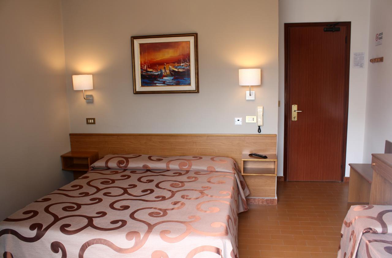 Hotel Helga Caorle Dış mekan fotoğraf