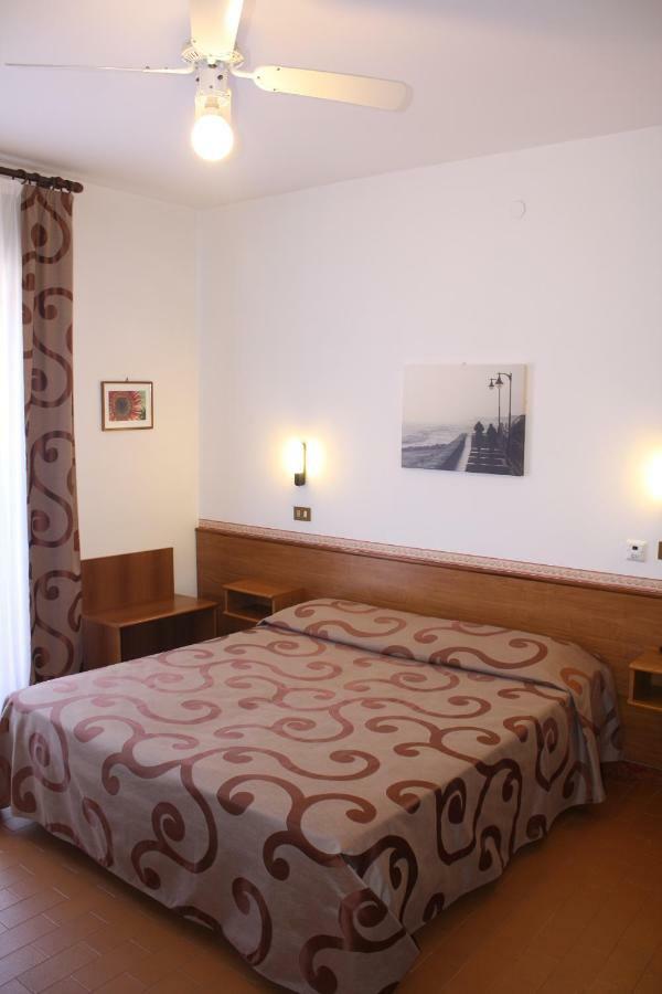Hotel Helga Caorle Dış mekan fotoğraf