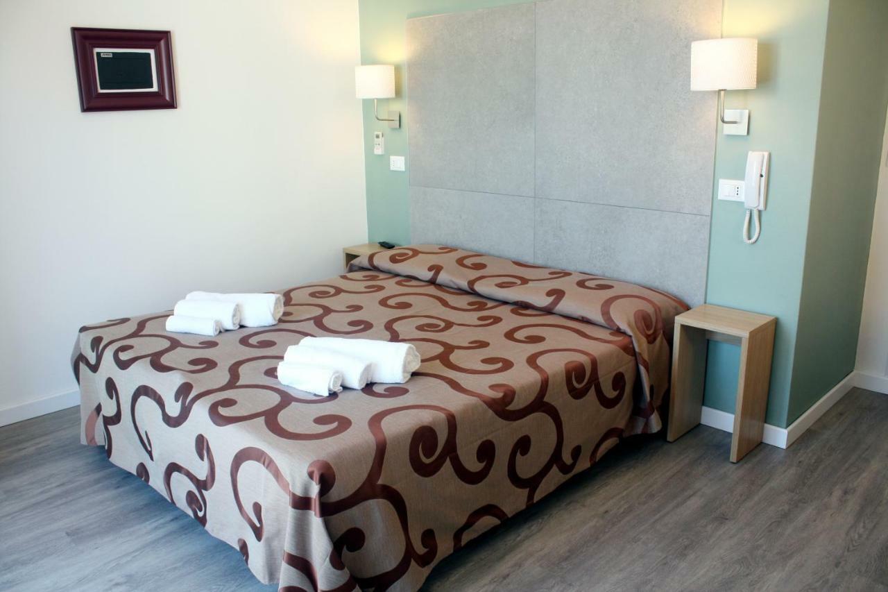 Hotel Helga Caorle Dış mekan fotoğraf